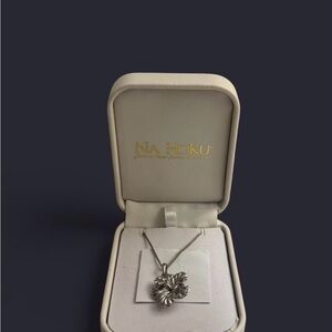 Na Hoku Silver Floral Necklace